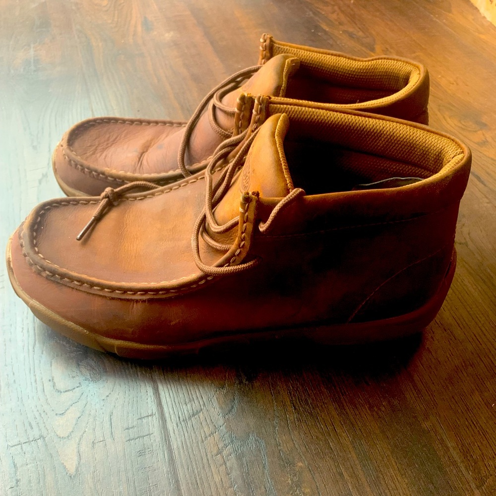 Men’s Justin’s